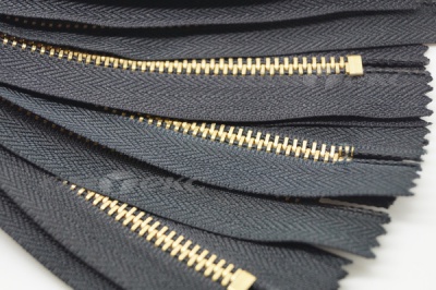 18см молнии джинсовые №322 черный авт. т4 латунь - купить в Дербенте. Цена: 28.62 руб.